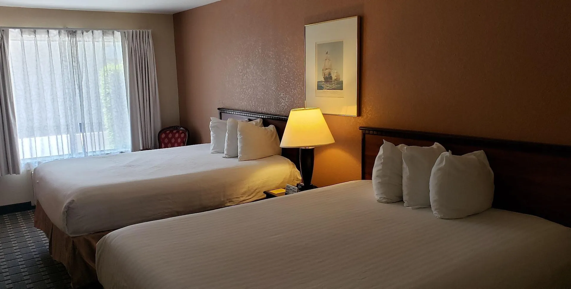 Anaheim Carriage Inn 3*,
